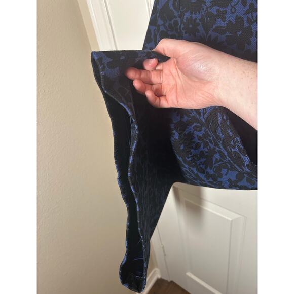 Boden Blue and Black Floral Patterned Structured Sheath Dress - Picture 3 of 5